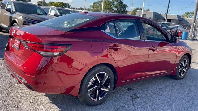 Vehicle image 8 of 20
