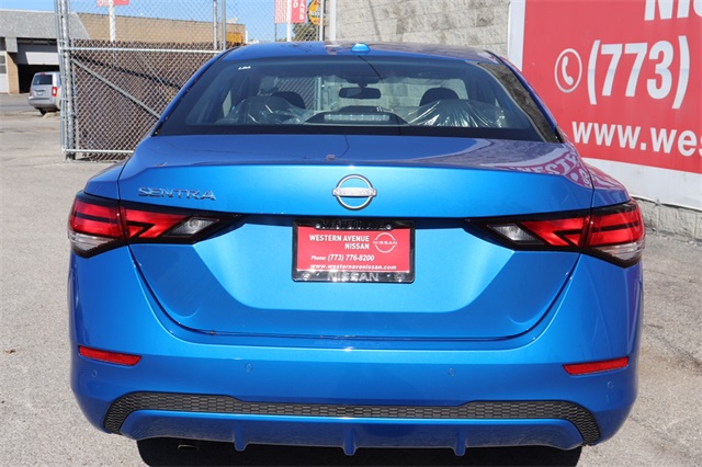 Vehicle image 11 of 25