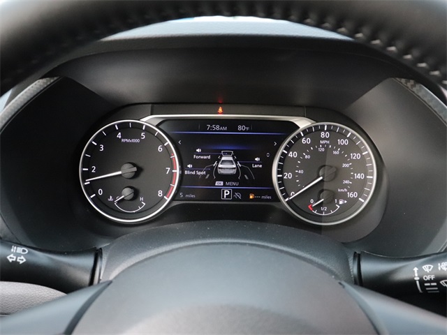 Vehicle image 19 of 25