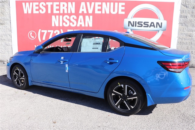 Vehicle image 12 of 25