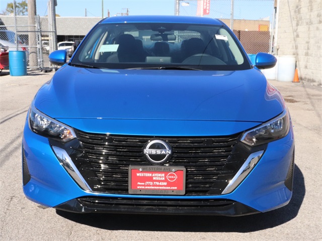 Vehicle image 3 of 25