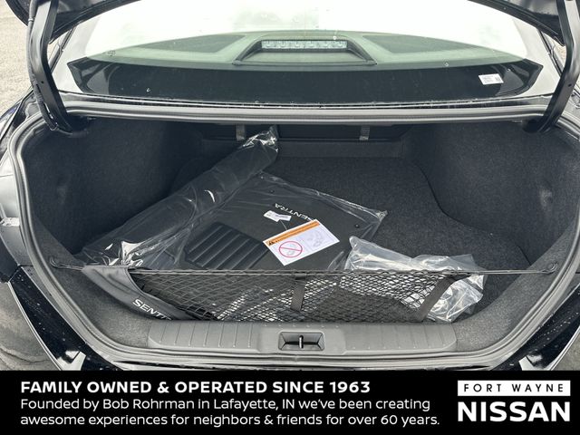 Vehicle image 31 of 37