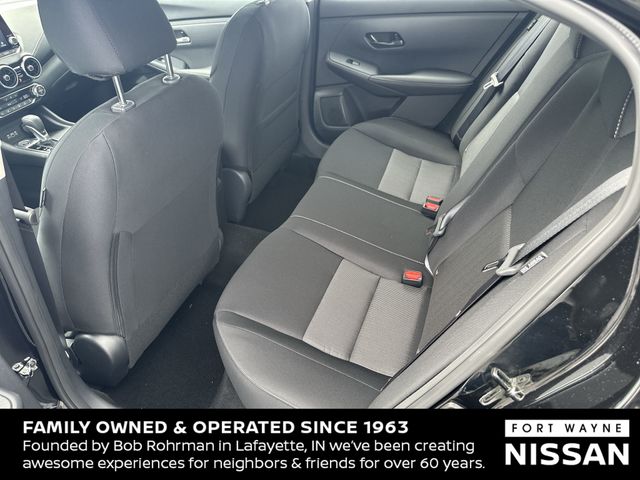 Vehicle image 36 of 37