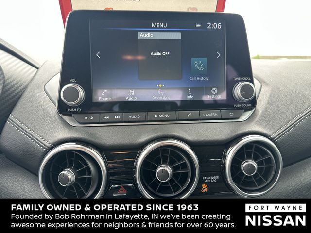 Vehicle image 14 of 37