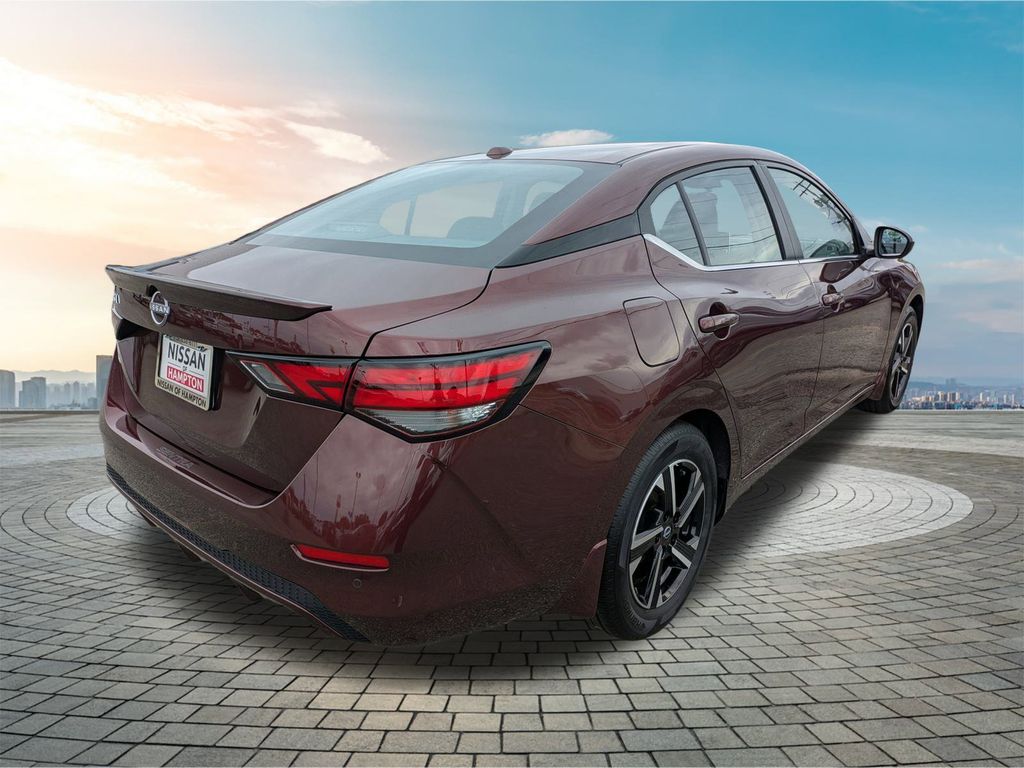 2025 Nissan Sentra SV Image 6 of 27