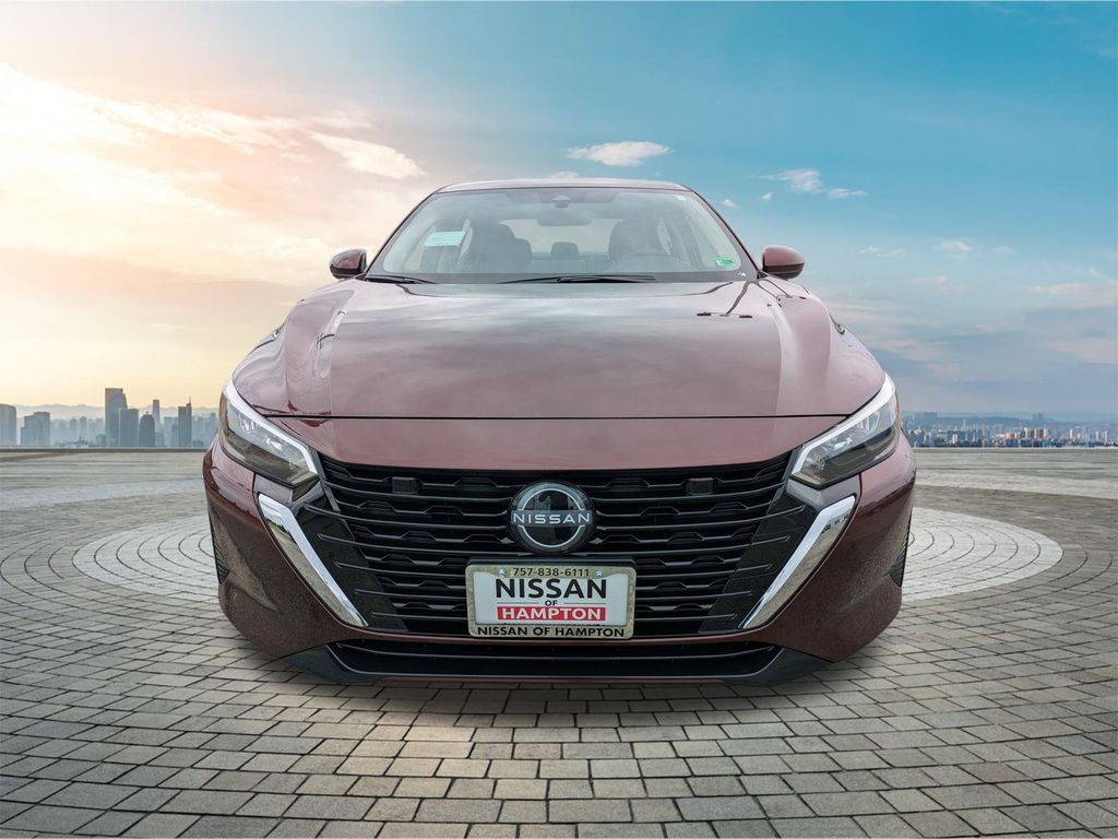 2025 Nissan Sentra SV Image 2 of 27