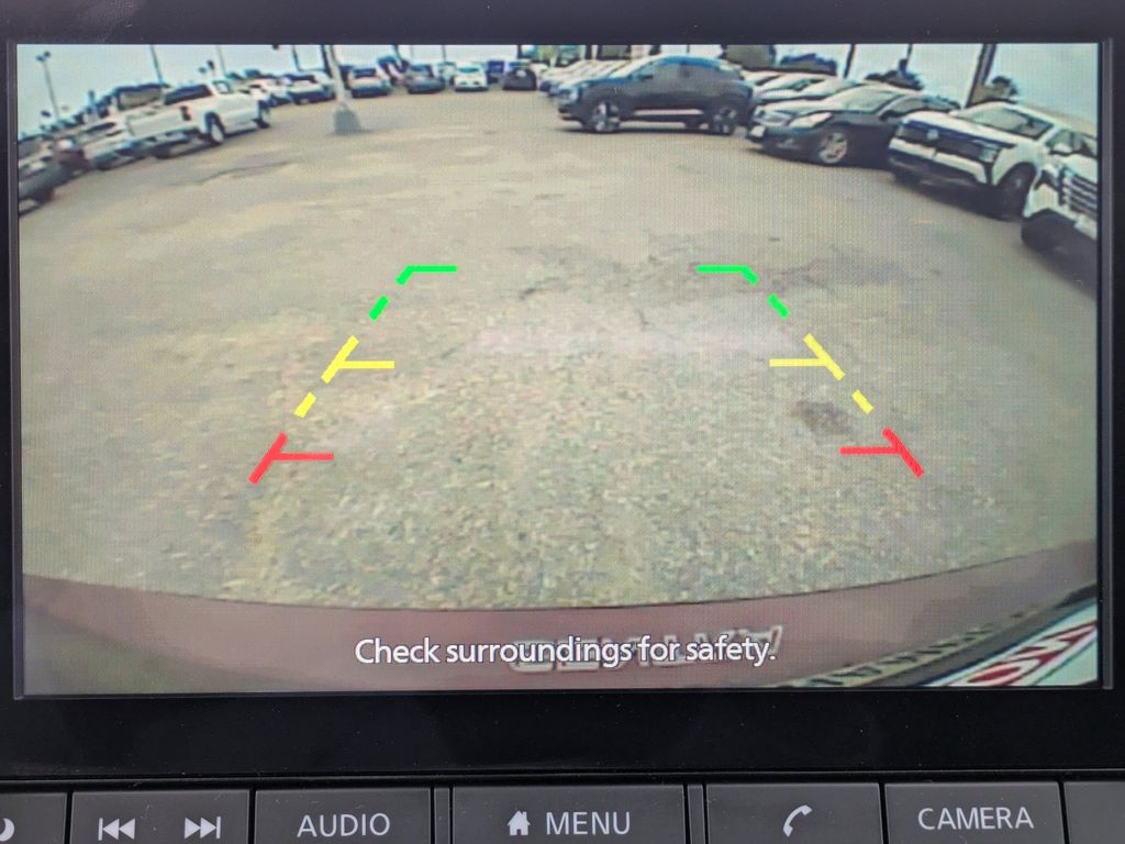 2025 Nissan Sentra SV Image 16 of 27