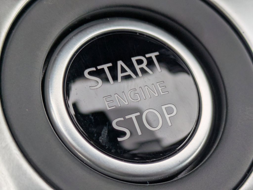 2025 Nissan Sentra SV Image 23 of 27