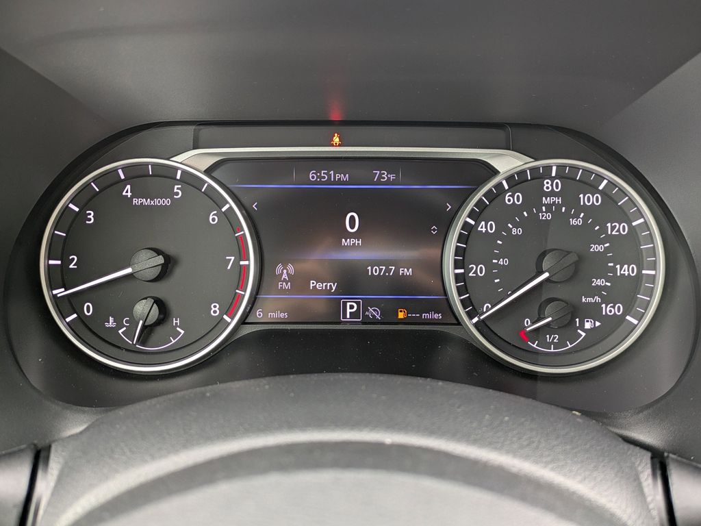 2025 Nissan Sentra SV Image 15 of 27