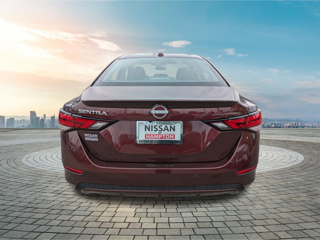 2025 Nissan Sentra SV Image 7 of 27