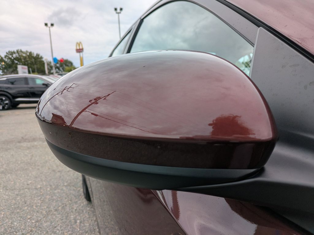 2025 Nissan Sentra SV Image 22 of 27