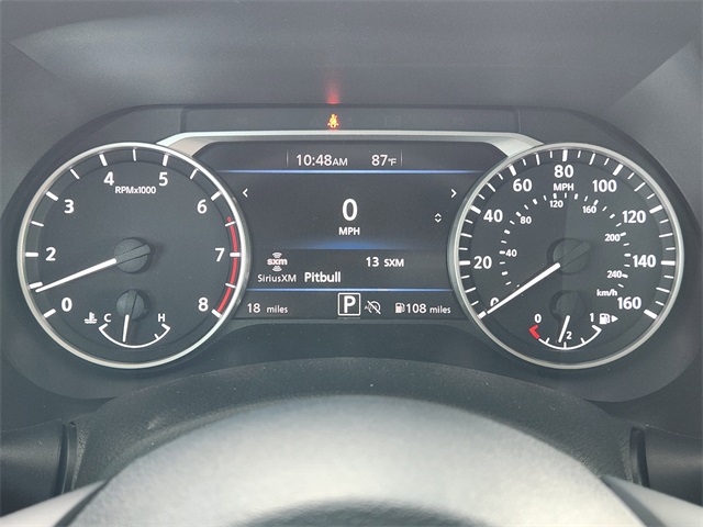 Vehicle image 13 of 21