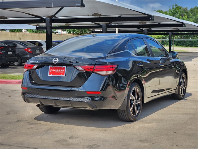 Vehicle image 3 of 21