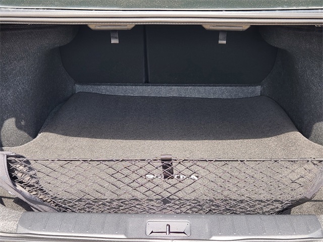 Vehicle image 8 of 21