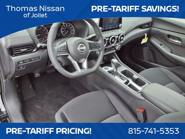 Vehicle image 10 of 25