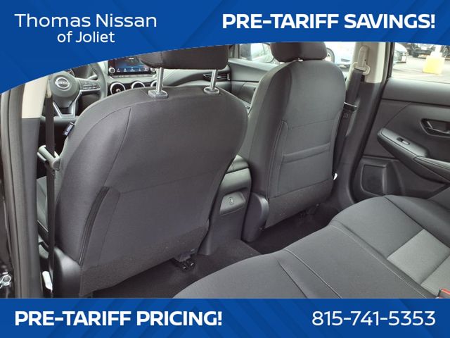Vehicle image 12 of 25