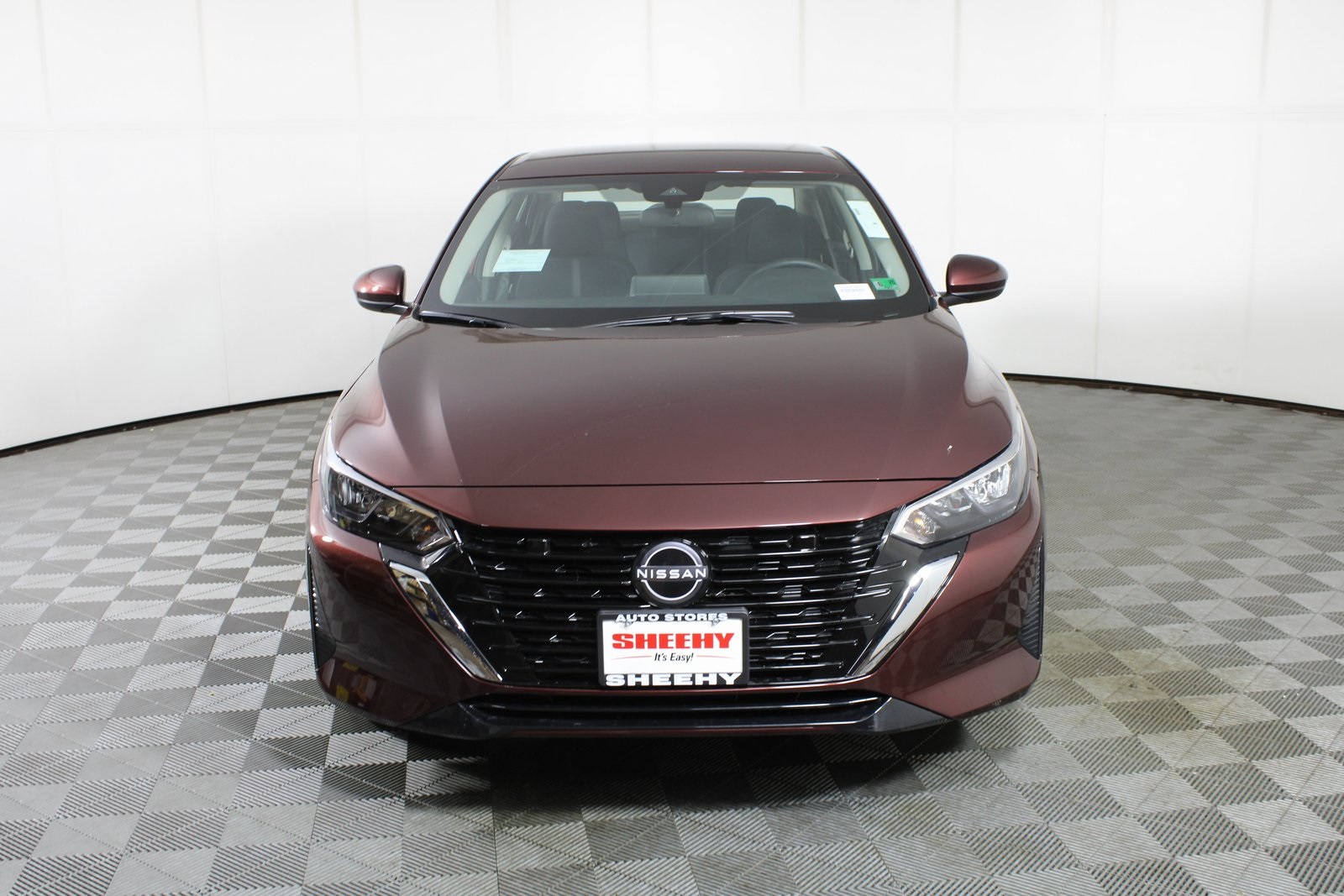 Vehicle image 2 of 22