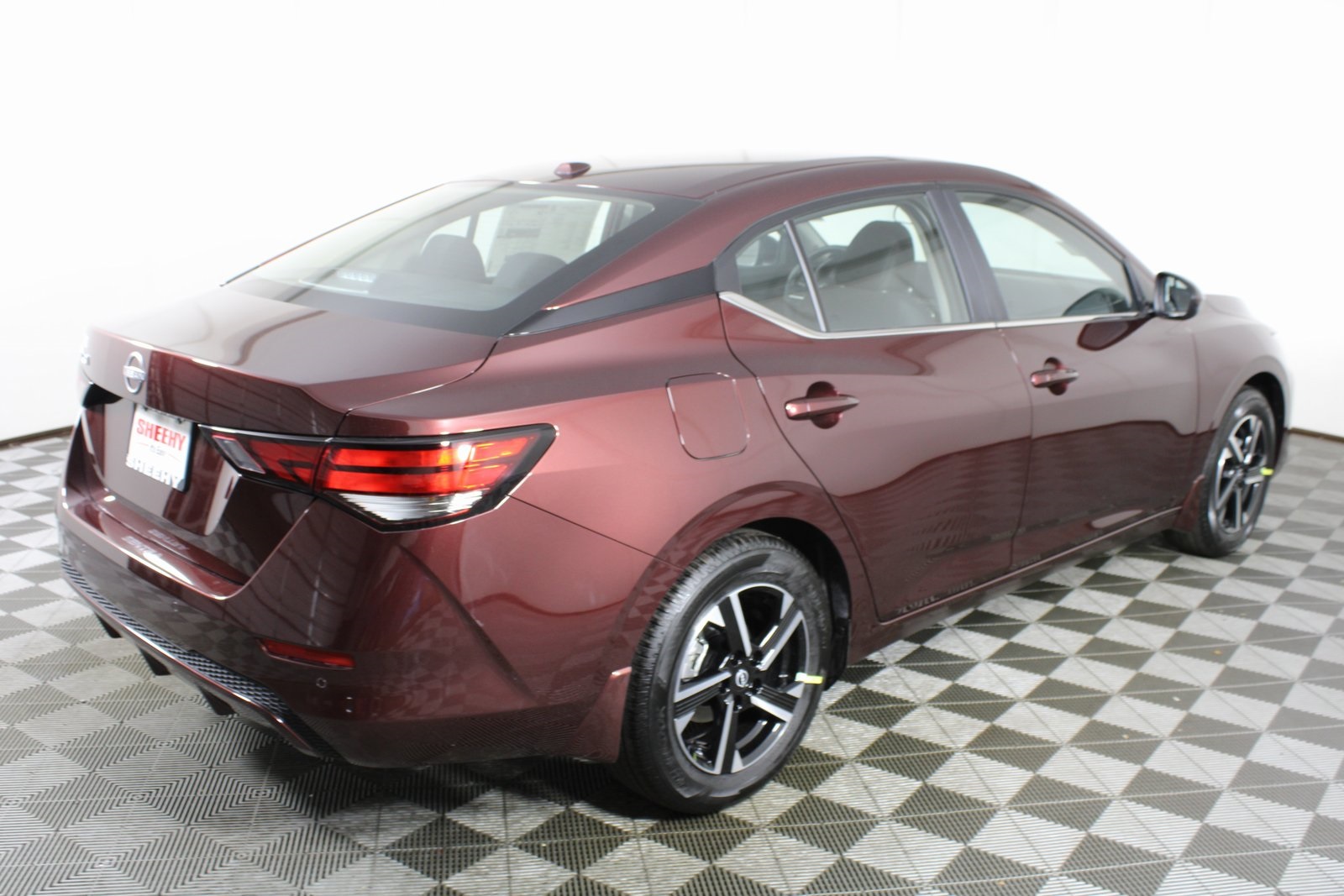 Vehicle image 3 of 22
