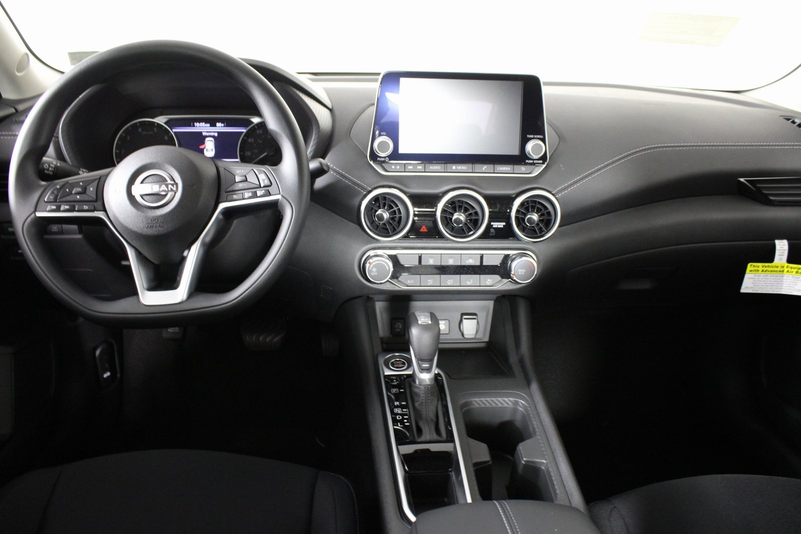 Vehicle image 12 of 22