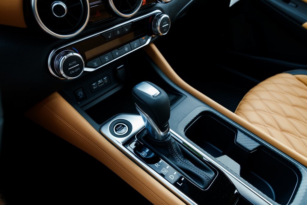 2025 Nissan Sentra SV Image 24 of 30