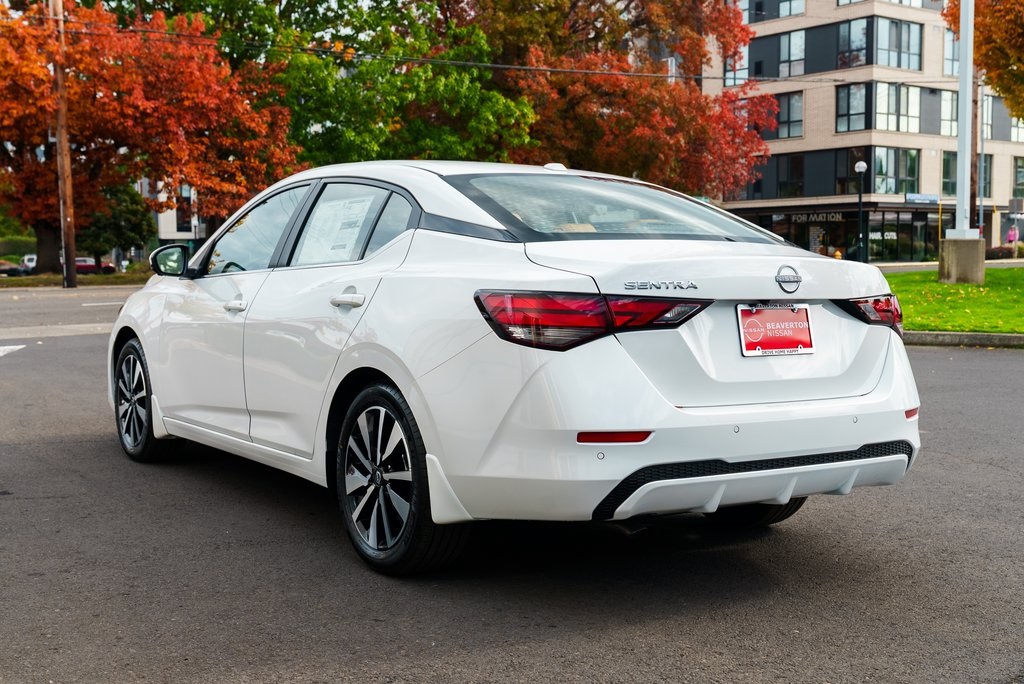 2025 Nissan Sentra SV Image 7 of 30