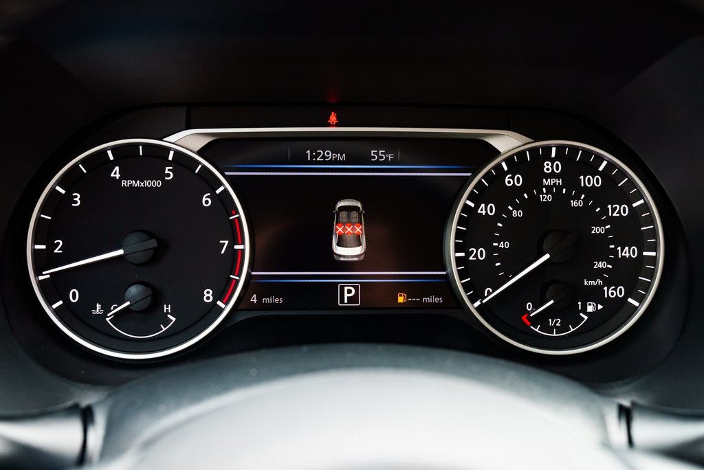 2025 Nissan Sentra SV Image 21 of 30