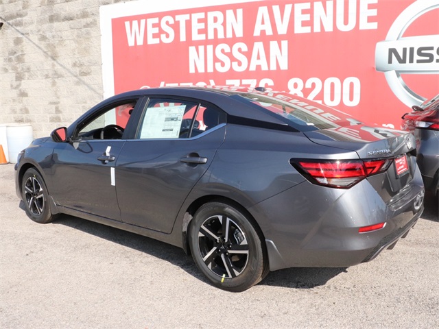 Vehicle image 10 of 24