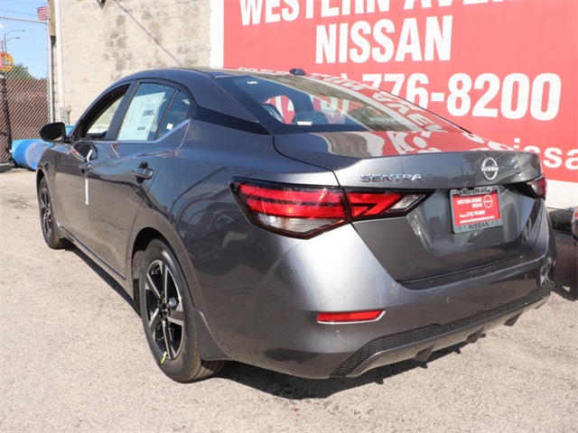 Vehicle image 12 of 24