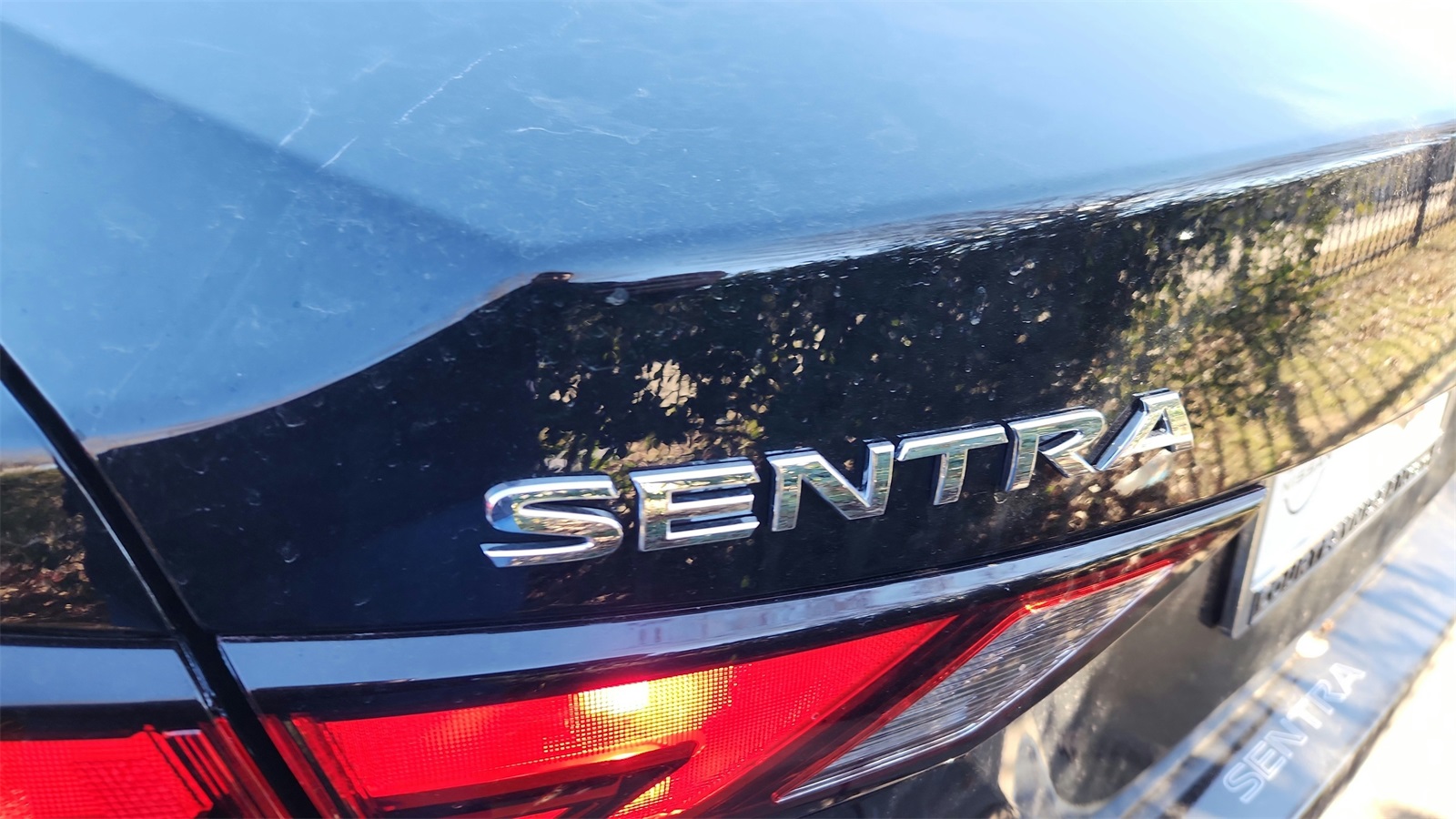 Vehicle image 27 of 34