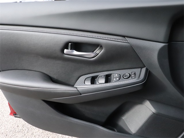 Vehicle image 28 of 28