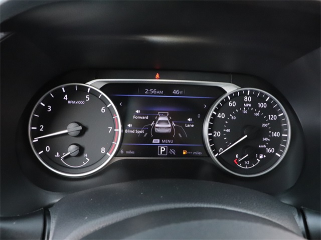 Vehicle image 20 of 28