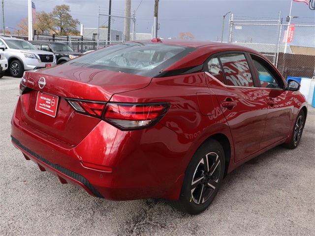 Vehicle image 10 of 28