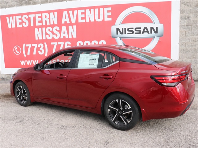Vehicle image 14 of 28