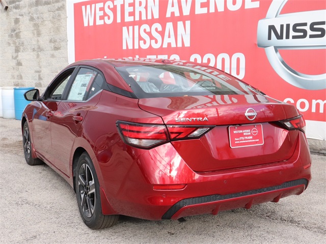 Vehicle image 13 of 28