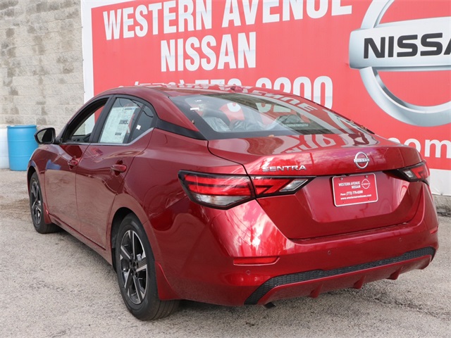 Vehicle image 16 of 28