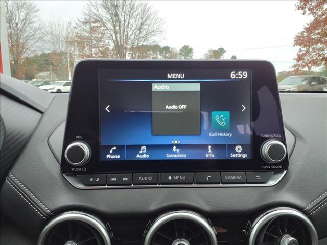 Vehicle image 12 of 14