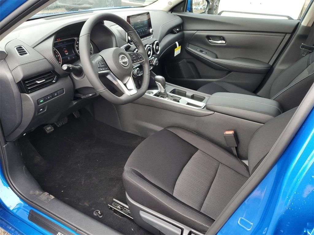 Vehicle image 9 of 9