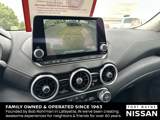 Vehicle image 13 of 37