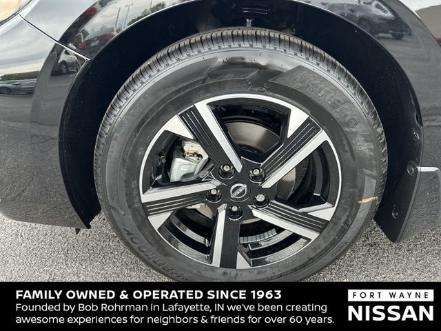 Vehicle image 12 of 37
