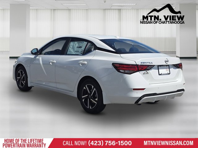 Vehicle image 4 of 18