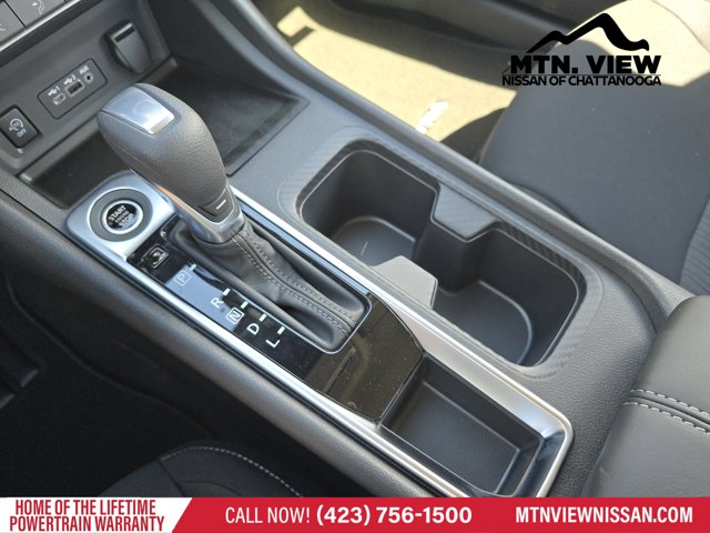 Vehicle image 18 of 18