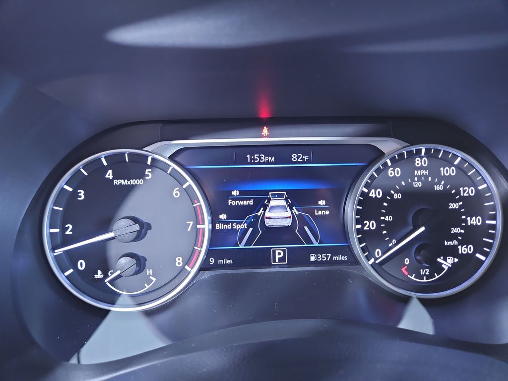 2025 Nissan Sentra SV Image 19 of 28