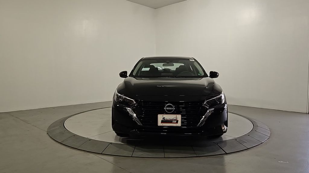 2025 Nissan Sentra SV Image 3 of 28