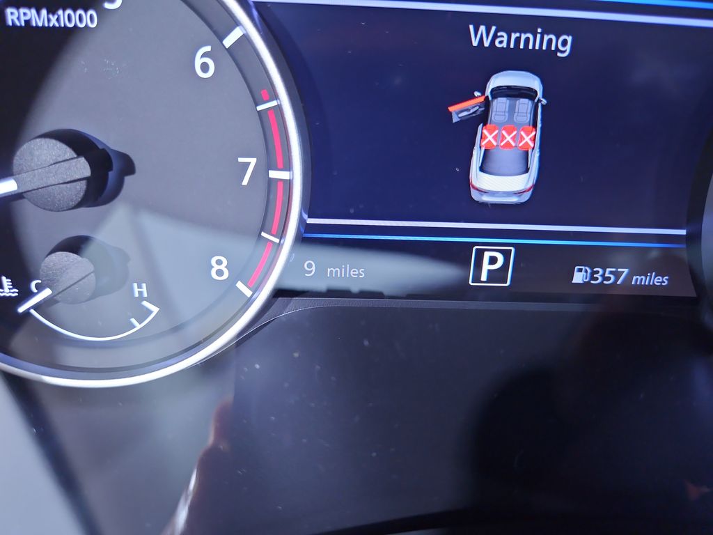 2025 Nissan Sentra SV Image 20 of 28