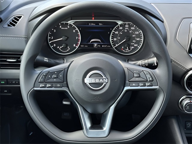 2025 Nissan Sentra SV Image 9 of 24