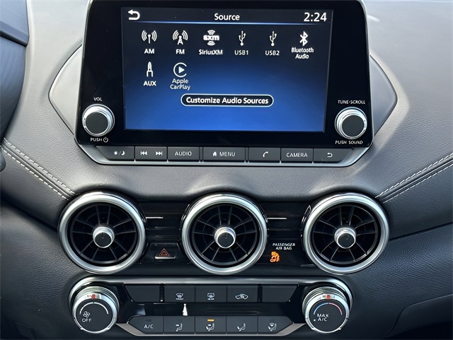 2025 Nissan Sentra SV Image 12 of 24