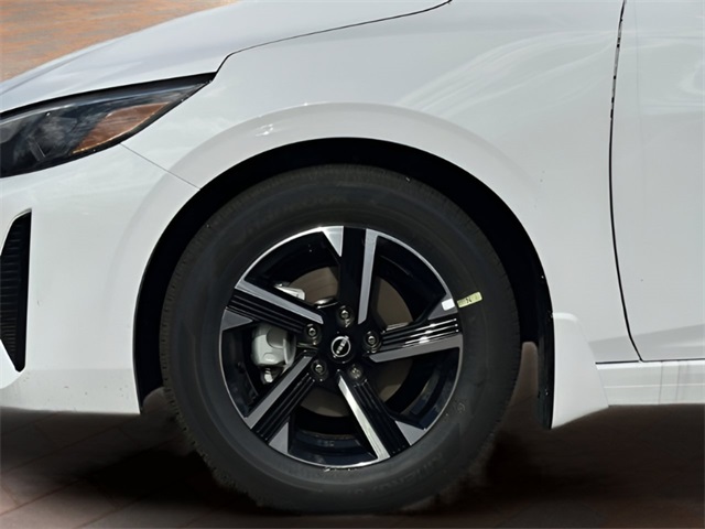 2025 Nissan Sentra SV Image 5 of 24