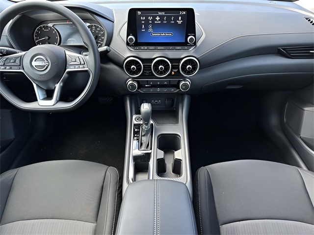2025 Nissan Sentra SV Image 21 of 24