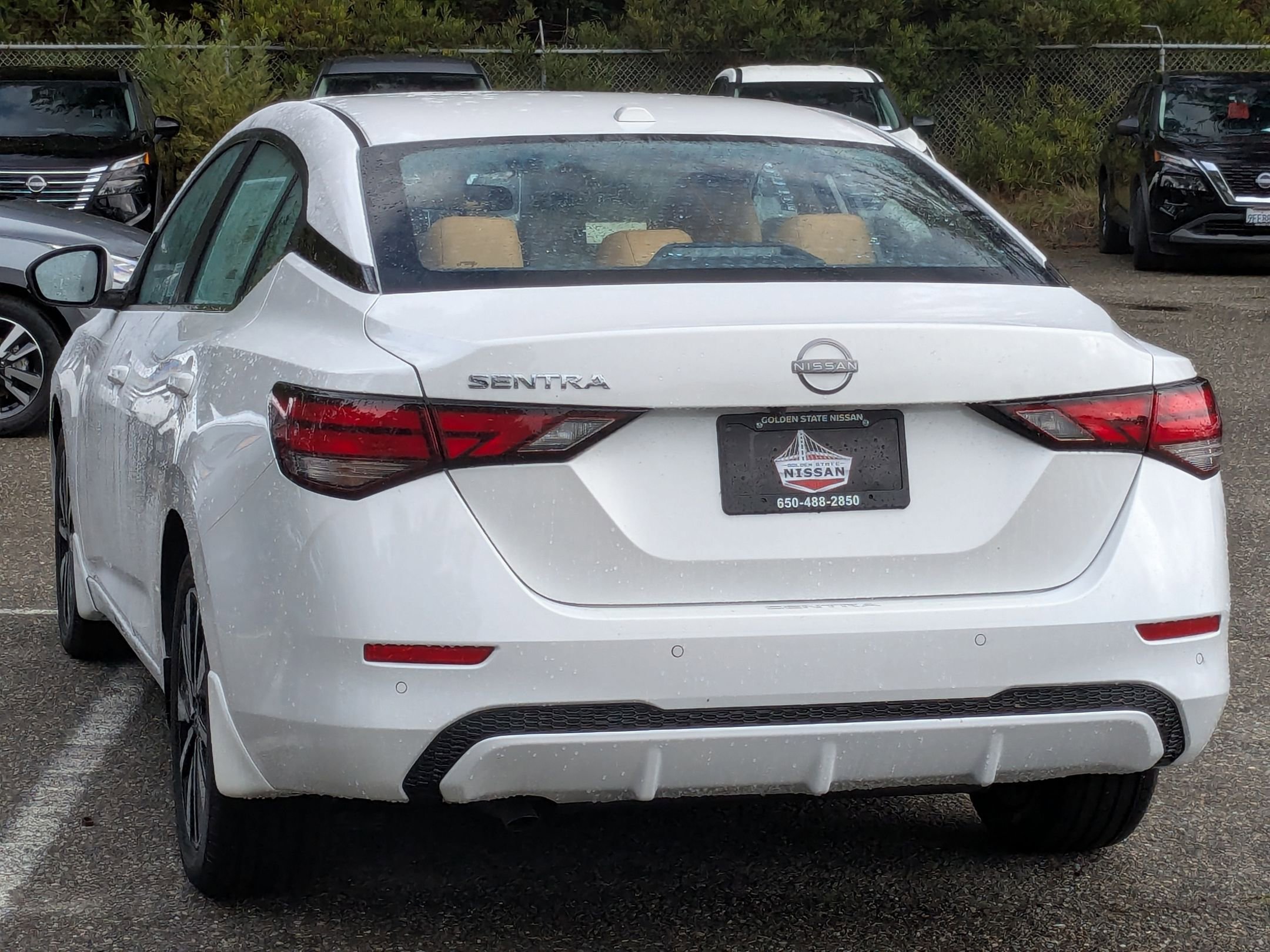 2025 Nissan Sentra SV Image 7 of 27