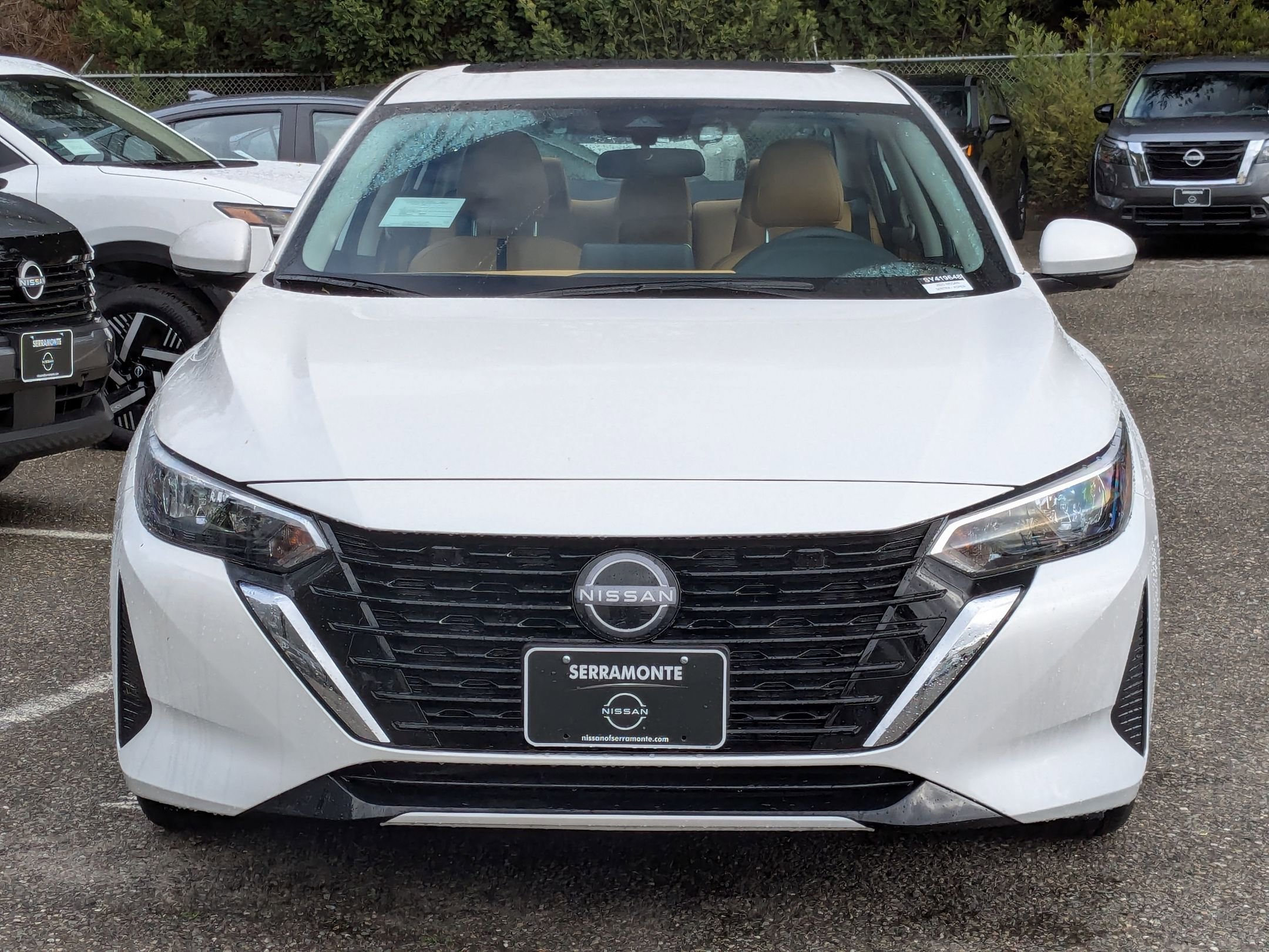 2025 Nissan Sentra SV Image 3 of 27